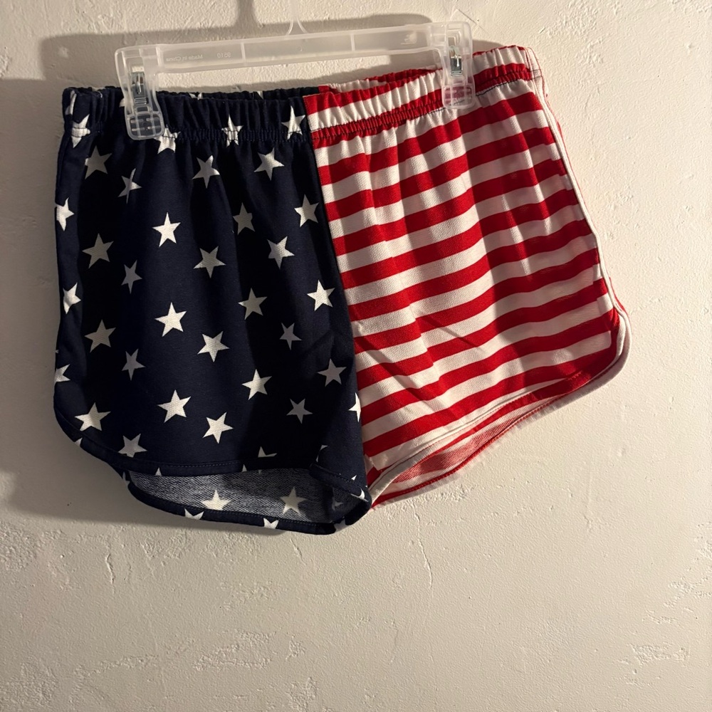 Bobbie Brooks Red and Blue Star Striped Womens Shorts size medium